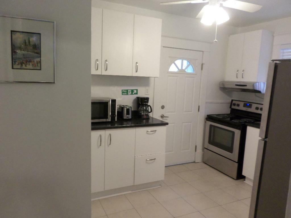 Beautiful, Clean, Quiet 2 Br-In Downtown Ottawa. Parking, Wifi And Netflix Included Apartment ภายนอก รูปภาพ